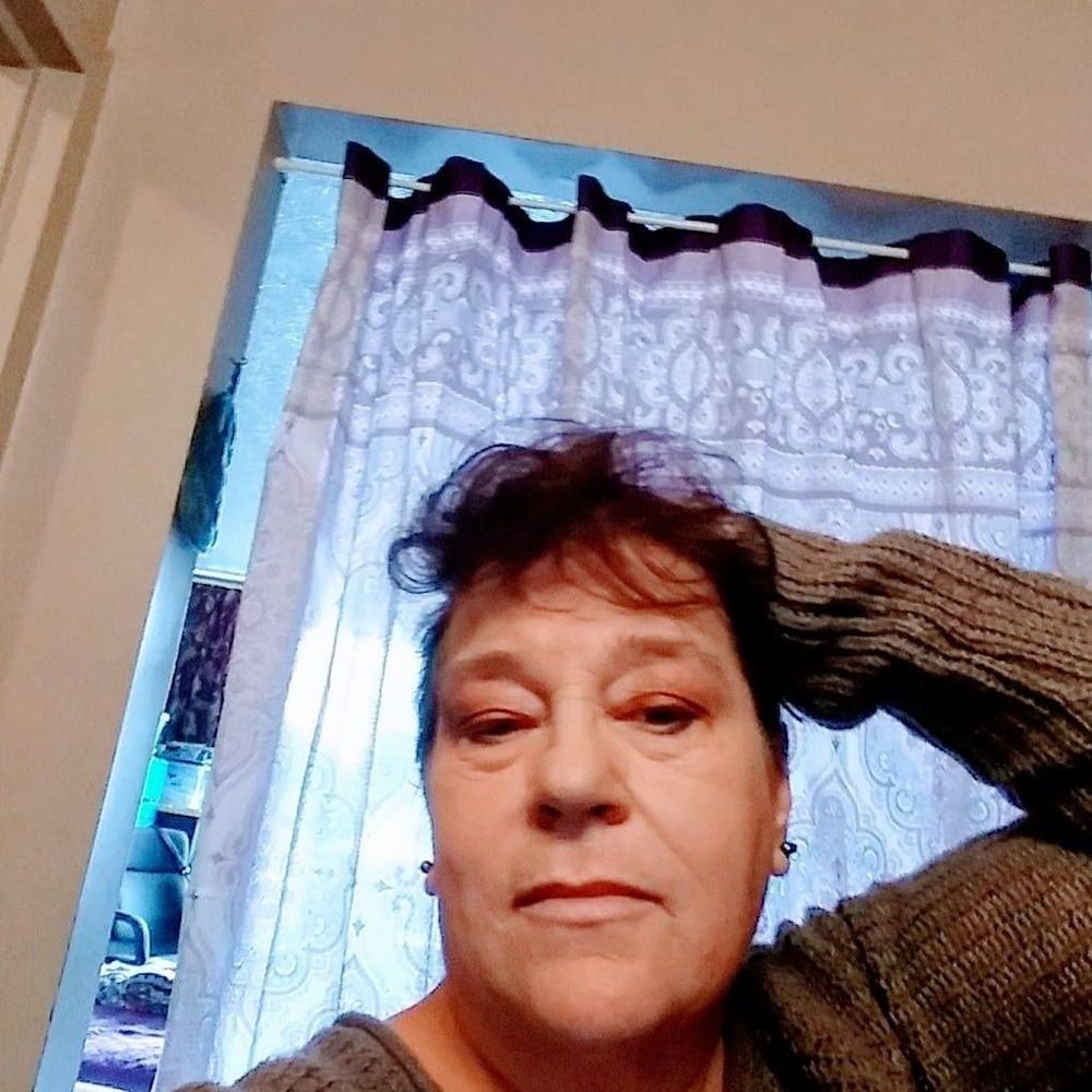 Meet your Posher, Sheila